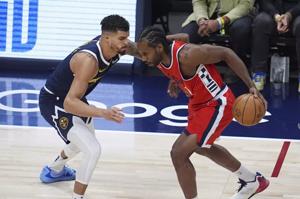 Clippers Tie Series 1 1 as Leonard Explodes for 39 vs. Nugget