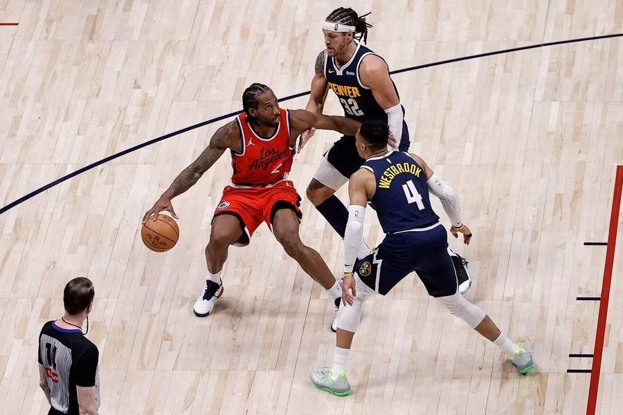 Clippers Tie Series 1 1 as Leonard Explodes for 39 vs. Nuggetss