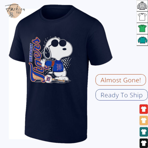 Snoopy standing Detroit Tigers baseball shirt