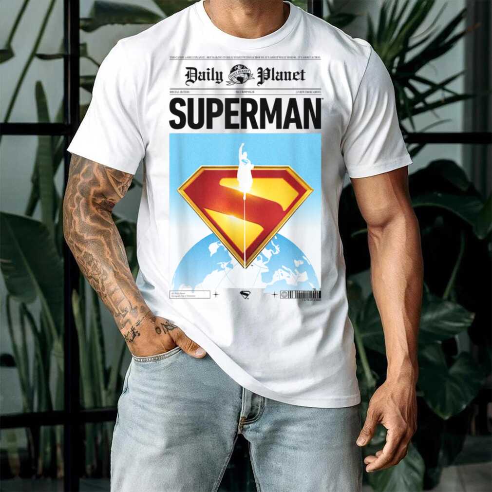 Superman (2025) Daily Planet Front Page Print Red S Shield T Shirt - Back View