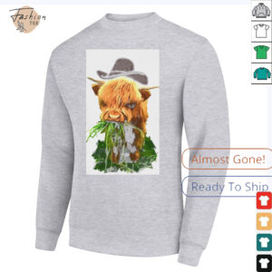 Western grazing cow crew shirt